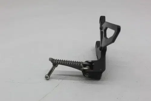 15-25 YAMAHA YZF R1 FRONT LEFT DRIVER FOOT PEG REARSET