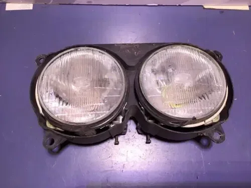 1989 – 1999 YAMAHA FZR600 FZR 600 OEM HEAD LIGHT