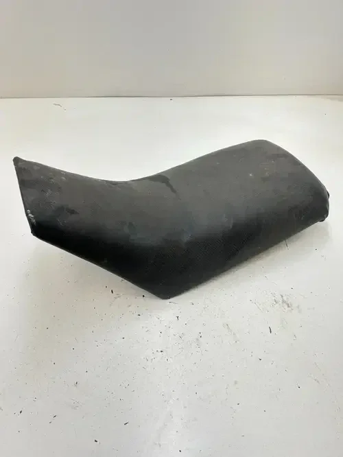 84 1984 Yamaha Tri Moto 225 DX YTM225DXL OEM GOOD Seat Foam Cover Saddle Pan Mou