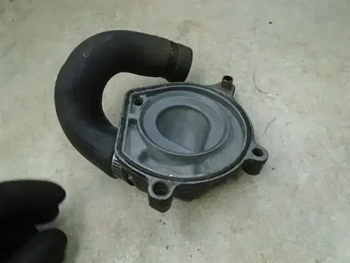 Honda 750 VF SABRE VF750S VF750-S Engine Water pump Cover 1983 HB543