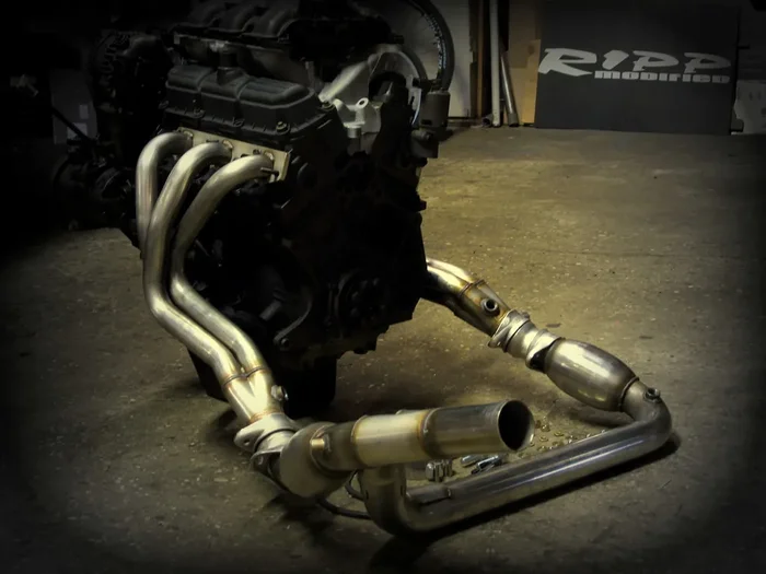 RIPP Superchargers 0711JK38-LTHDRHSH Long Tube Headers with Hush Power Resinator for 07-11 Jeep Wrangler JK with 3.8L Engine