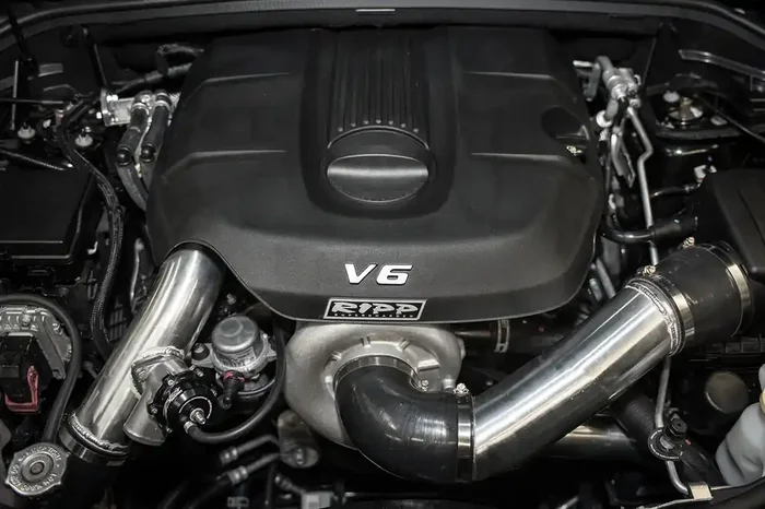 RIPP Superchargers 1114WK2SDS36 Supercharger Kit with Intercooler for 11-14 Jeep Grand Cherokee WK with 3.6L Engine