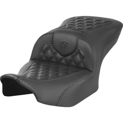 Saddlemen 2023-2024 Harley-Davidson CVO Road Glide Custom FLTRXSE RoadSofa Seat – without Backrest – Carbon Fiber – Lattice Stitch – FLTR/FLHX ‘23-‘24