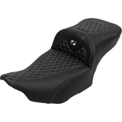 Saddlemen 2023 Harley-Davidson CVO Road Glide Limited Roadsofa Extended Reach Seat – with Backrest – Honeycomb – Silver Stitch – FLTR/FLHX ‘23-‘24