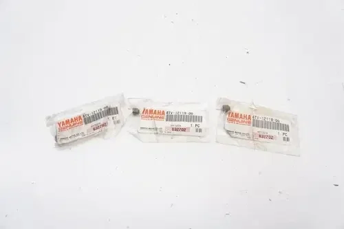 YZ250F WR250F Valve Stem Seals (3) OEM 4TV-12119-00-00 Yamaha 2001-2013 M17