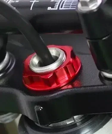 Zeta Steering Stem Nut Red ZE58-2123